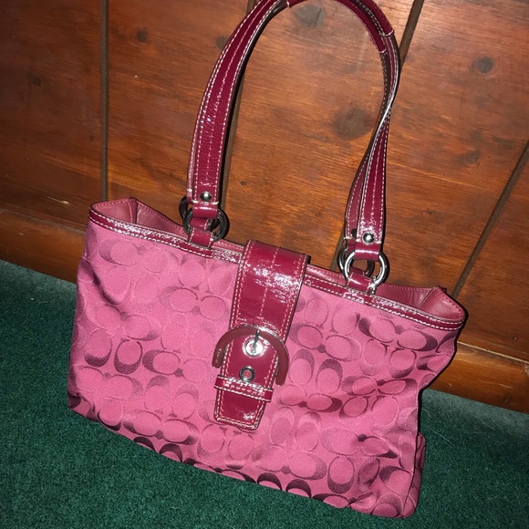 Coach purse - Picture 1 of 2
